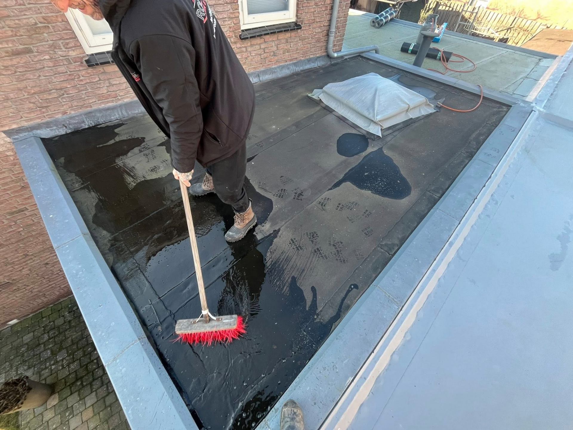 Dakrenovatie project door ervaren dakdekkers
